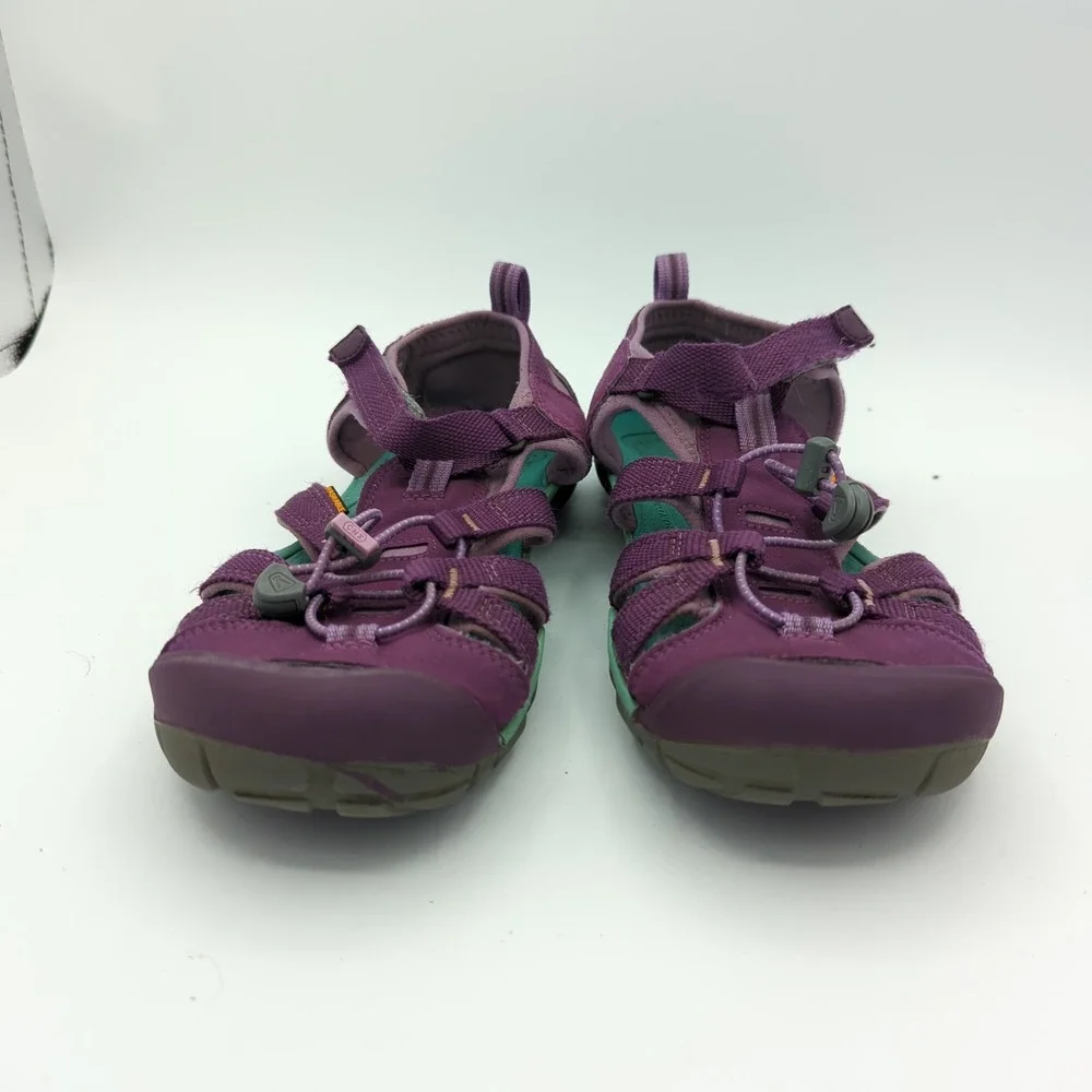 KEEN‎ Seacamp II CNX Sandals Gorp Adventure Water Shoes Girls 7 US 39 Outdoor